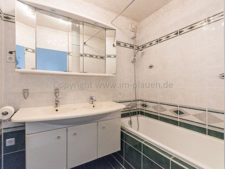 ab 01.11.2024 - 3 Zimmerwohnung mit Balkon in Plauen Chrieschwitz - Neu renoviert - Foto 5