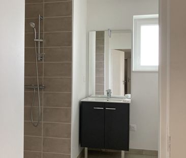 Location Appartement 3 pièces 69m² EPRON 14610 - Photo 4