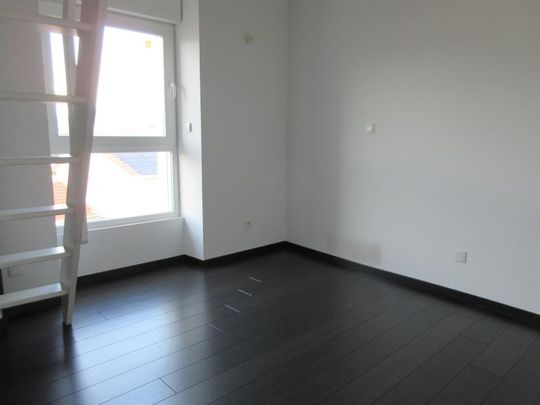 Location Appartement 4 pièces 93m² - Photo 1