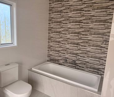 Beautiful Hampton Style Home with Sea Views - Photo 4