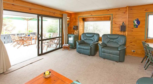 Sunny Home in Manly - Photo 1