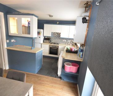 3 bedroom end of terrace house to rent - Photo 6