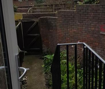 House share to rent - Photo 6