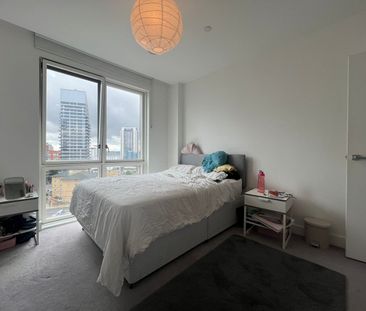Room in a Shared Flat, Royal Captain Court, E14 - Photo 3