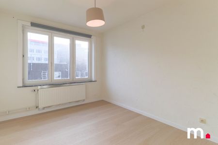 Appartement te huur in Kortrijk - Photo 5