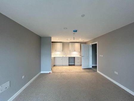 2 bedroom flat to rent - Photo 2