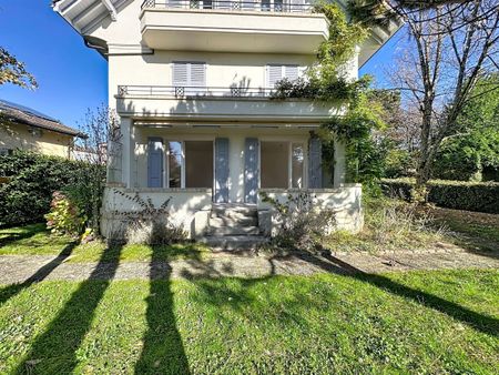 In a residential neighborhood! - Photo 2