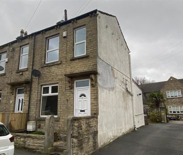 2 bedroom end of terrace house to rent - Photo 4