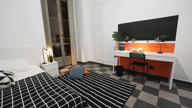 Via Alberto Nota, Turin, Piedmont 10122 - Photo 1