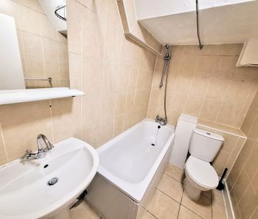Priory Hill, Dartford, DA1 - Photo 1