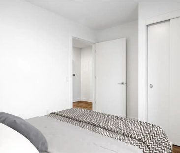 COVE — 2 Bed Plus Den + 2 Bath in the Heart of Ottawa - Photo 1
