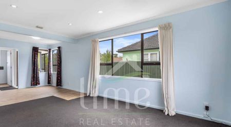 RENT ME! Warm, Welcoming & Wonderfully Located - Photo 5