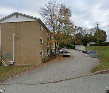 3 CH - 1 SDB - Sherbrooke - $1,540 /mo - Photo 1
