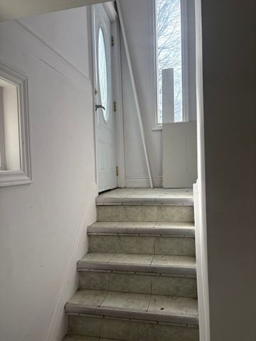 For Lease - 431 Oceanside Avenue Unit# A, Richmond Hill, Ontario - Photo 5