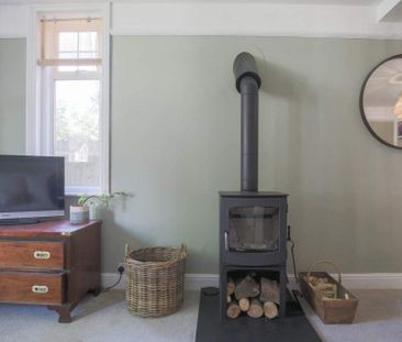 3 bedroom detached house to rent - Photo 3