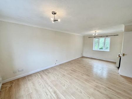 Fox Close, St. Annes Park - Photo 2