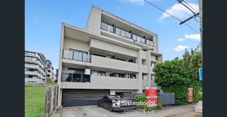 Modern, Fully Furnished One-Bedroom Apartment in the Heart of Box Hill! - Photo 5