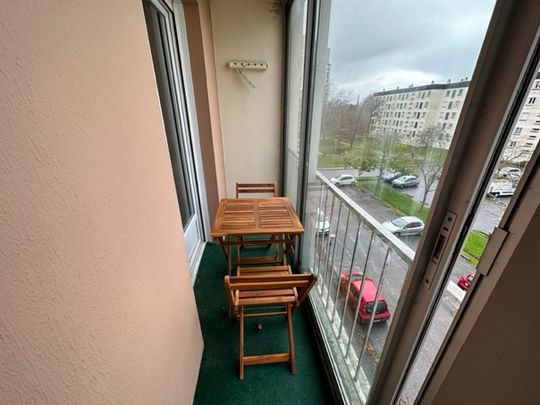 A louer Brest Bellevue/Facs grande chambre meublé+douche dans colocation - Photo 1