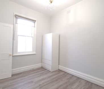 Step Into Style – Where Comfort Meets Convenience - Photo 6