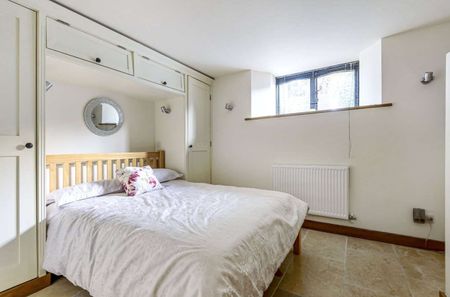 Well presented barn conversion with flexible accommodation and detached Annex - Photo 5