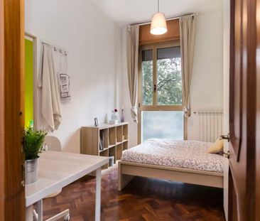 Viale Giovanni Vicini, Bologna, Emilia-Romagna 40134 - Photo 3