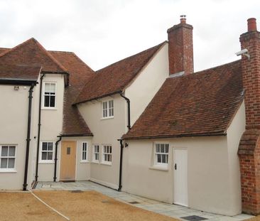 2 bedroom maisonette to rent - Photo 1