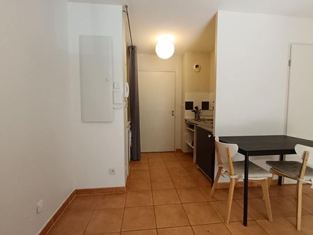 Apartment - Photo 2