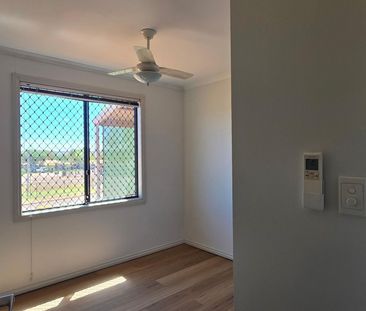 4 BEDROOMS 2 BATH, NEW FLOORING - Photo 3