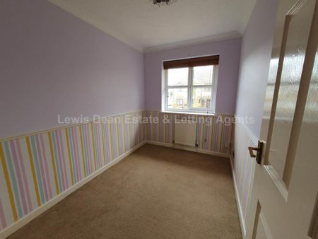 3 bedroom terraced house to rent - Photo 4