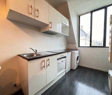 Location Appartement 2 pièces 28m² LILLE 59000 - Photo 3