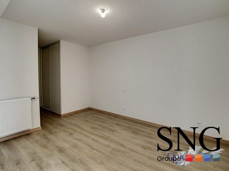 T2 AVEC BALCON ET PARKING - Photo 2