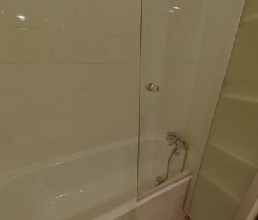 APPARTEMENT T2 A LOUER - LYON 6EME ARRONDISSEMENT - 49.37 m2 - 834 ... - Photo 4