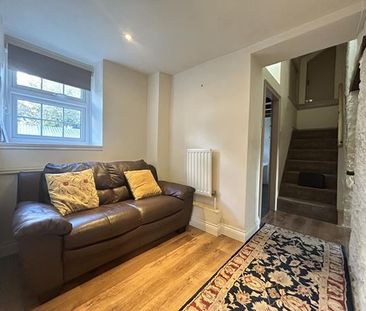 4 bedroom detached house to rent - Photo 1