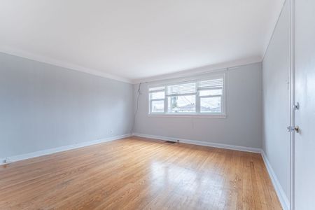 For Lease - 679 ROOSEVELT Avenue Unit# 3, Carlingwood - Westboro and Area, Ontario - Photo 2