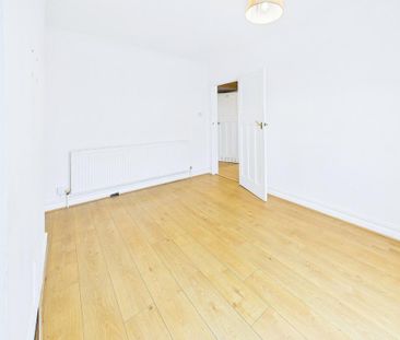 2 bedroom maisonette to rent - Photo 5
