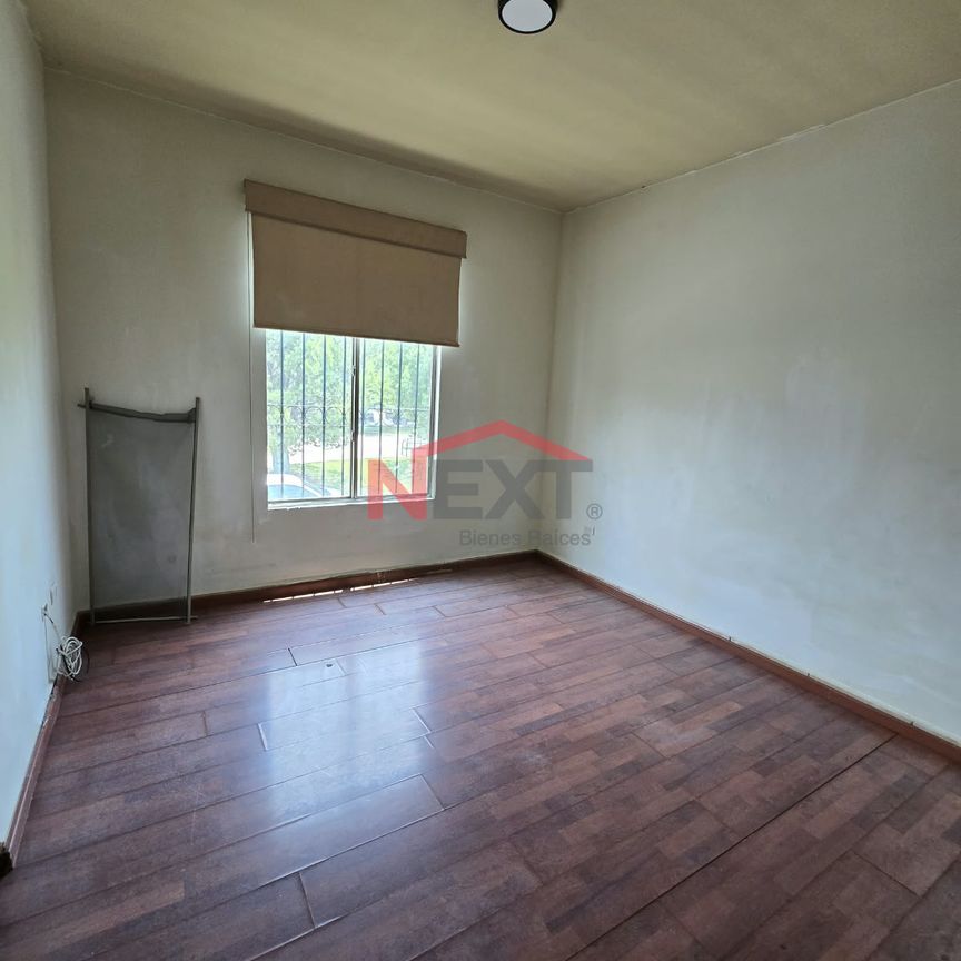 Casa en Renta Frente a Parque y en Esquina - Real del Sol - Photo 1