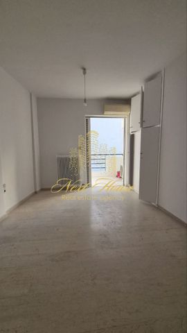 Studio/Γκαρσονιέρα για ενοικίαση Νόρμαν (Πάτρα) - Photo 4
