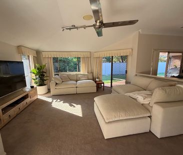 Robina - Photo 2