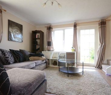 2 bedroom terraced house to rent - Photo 2