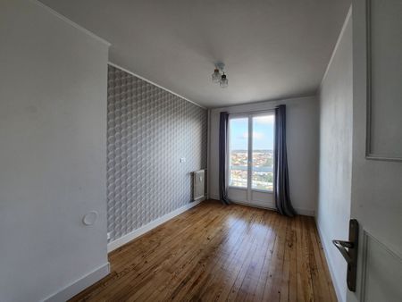 Location Appartement 4 pièces 67m² - Photo 3