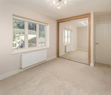 2 bedroom semi-detached house to rent - Photo 6