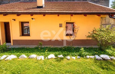 Garsonieră la casă de închiriat,str Lungă - Fotografie 3