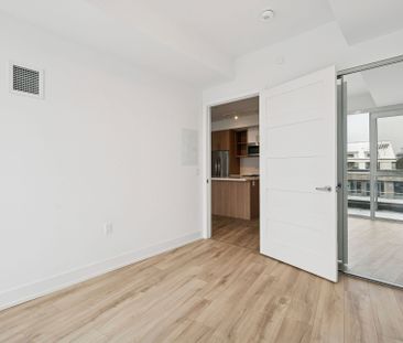 For Lease - 333 Sunseeker Avenue Unit# 320, Innisfil, Ontario - Photo 4