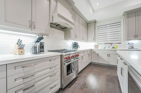 For Lease - 3207 Millicent Avenue, Oakville, Ontario - Photo 3