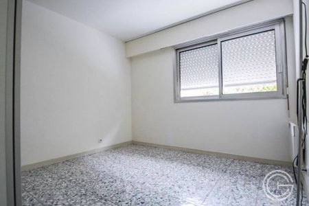 3 PIECES VIDE AVEC GARAGE ET PARKING - RT FORESTIERE MONT BORON - NICE MONT BORON - Photo 5