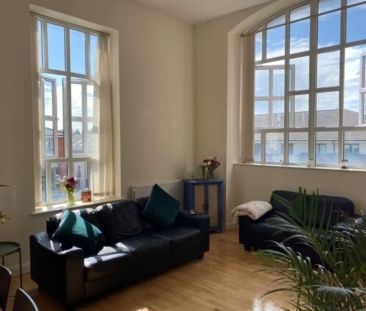 Apartment 21, Beechmount Building, 35 - Photo 1