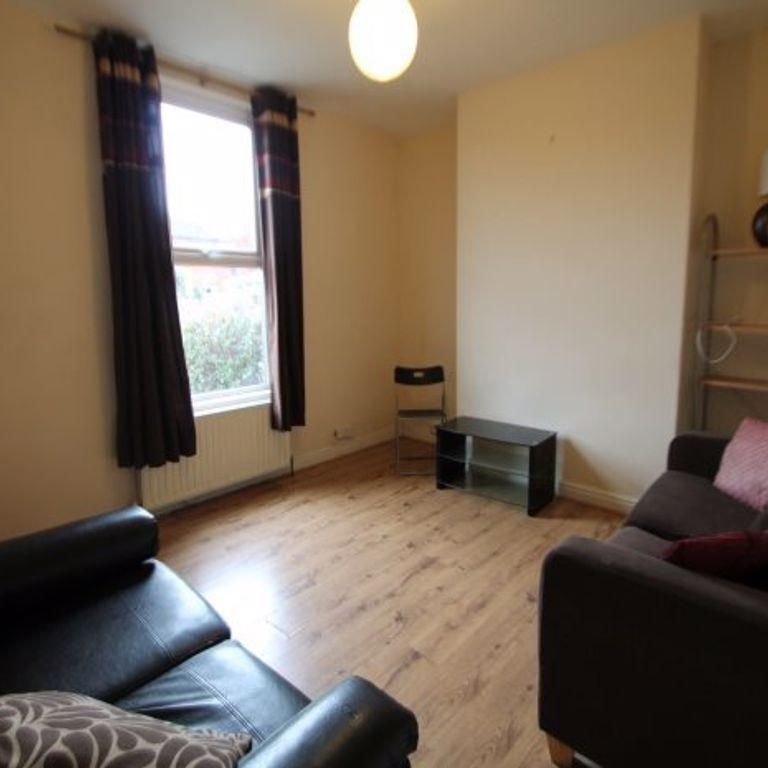 2 bedroom house to rent - Photo 1