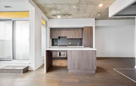 For Lease - 109 Ossington Avenue Unit# 502, Toronto, Ontario - Photo 4