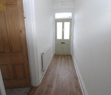 5 bedroom terraced house to rent - Photo 2