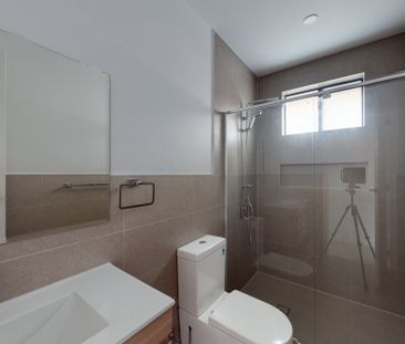 31A Rowcliff Circuit, Lochinvar NSW 2321 - Photo 5